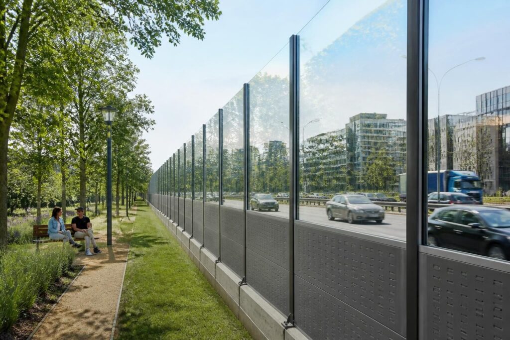 découvrez comment une barrière acoustique peut réduire efficacement les nuisances sonores et améliorer votre confort auditif grâce à des solutions adaptées.